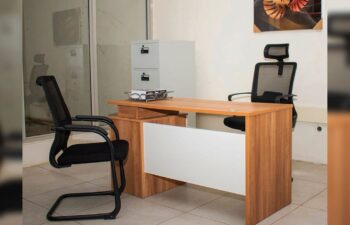 1400mm Executive office desk - Image 4