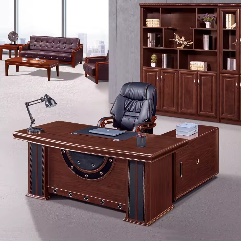 WhatsApp-Image-2024-06-12-at-14.16.15.jpeg 1.6 meters L-shaped office table - Image 1